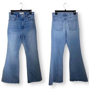 ABERCROMBIE The Flare Ultra High Rise Jeans Light Wash